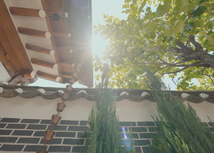 B&B Korea Premium Hanok With Private Jacuzzi In Bukchon Village Near Gyeongbokgung, Gwanghwamun, Jongno,