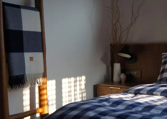 Korea Premium Hanok With Private Jacuzzi In Bukchon Village Near Gyeongbokgung, Gwanghwamun, Jongno, *